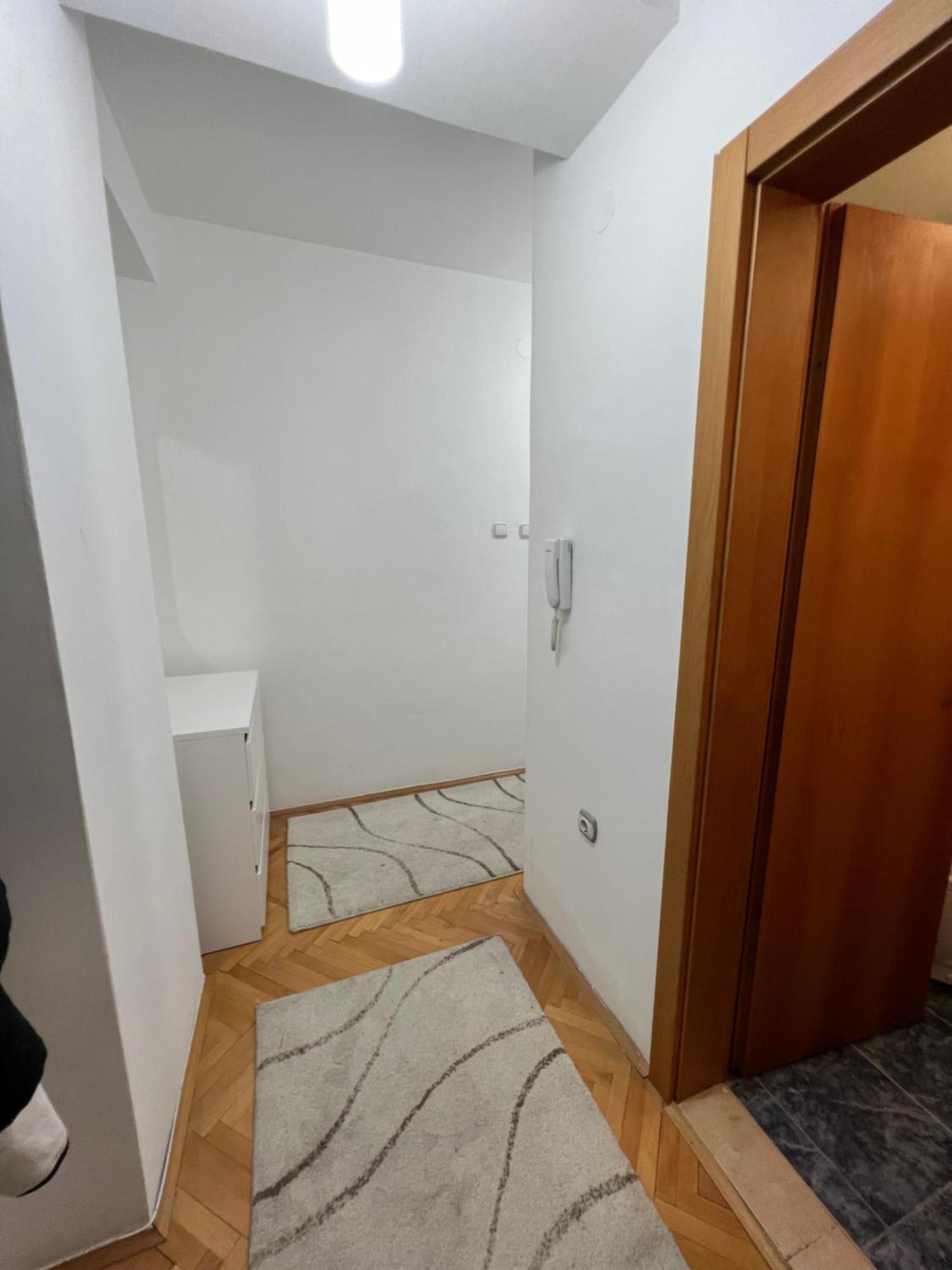 Karas Apartments スコピエ エクステリア 写真