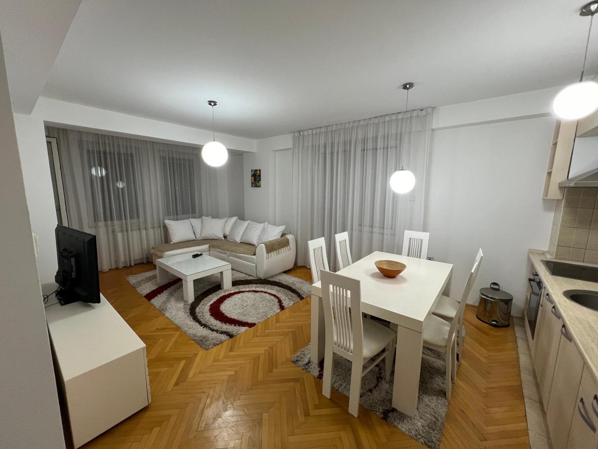Karas Apartments スコピエ エクステリア 写真